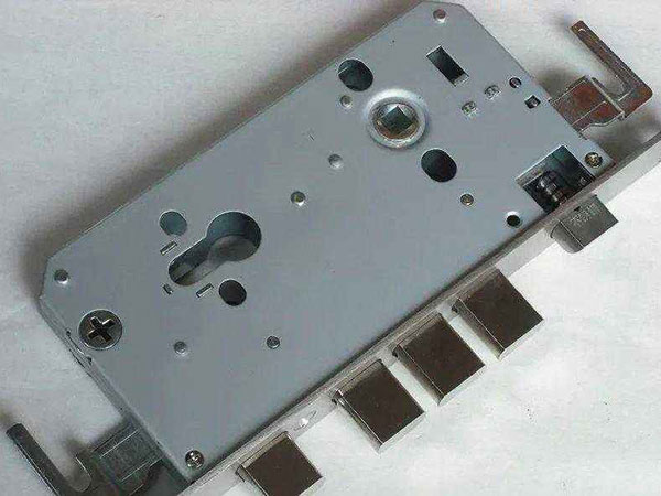 南海24小时上门开锁公司